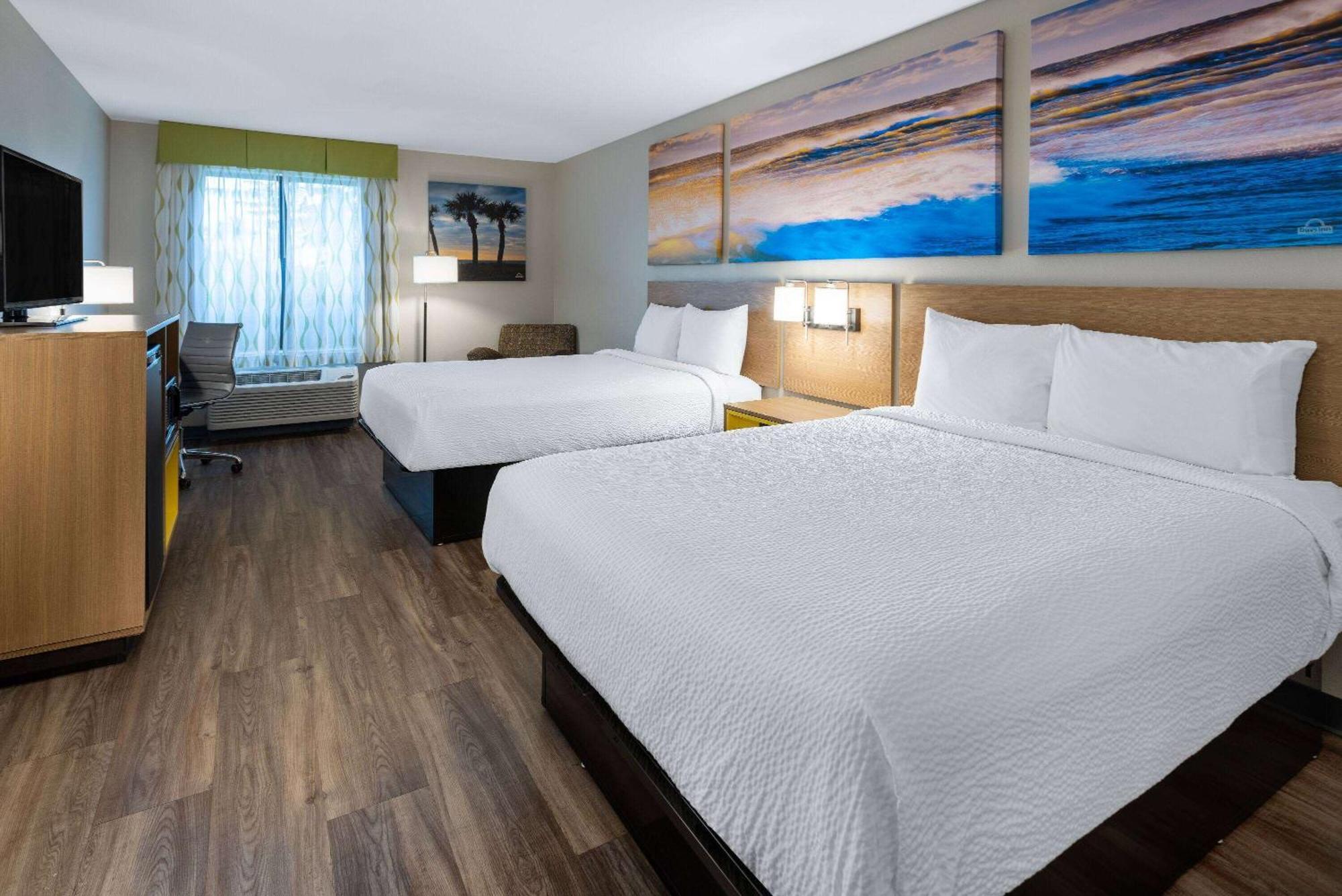 Days By Wyndham 2* Louisburg